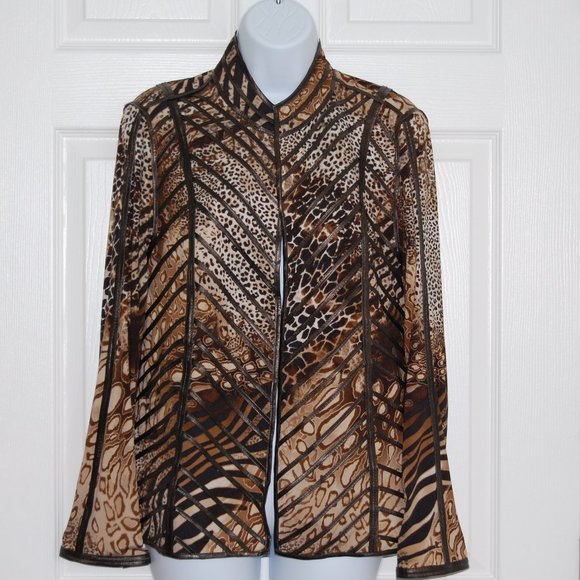 CHICO Animal Print jacket with No closures  Size 1 - Picture 2 of 6